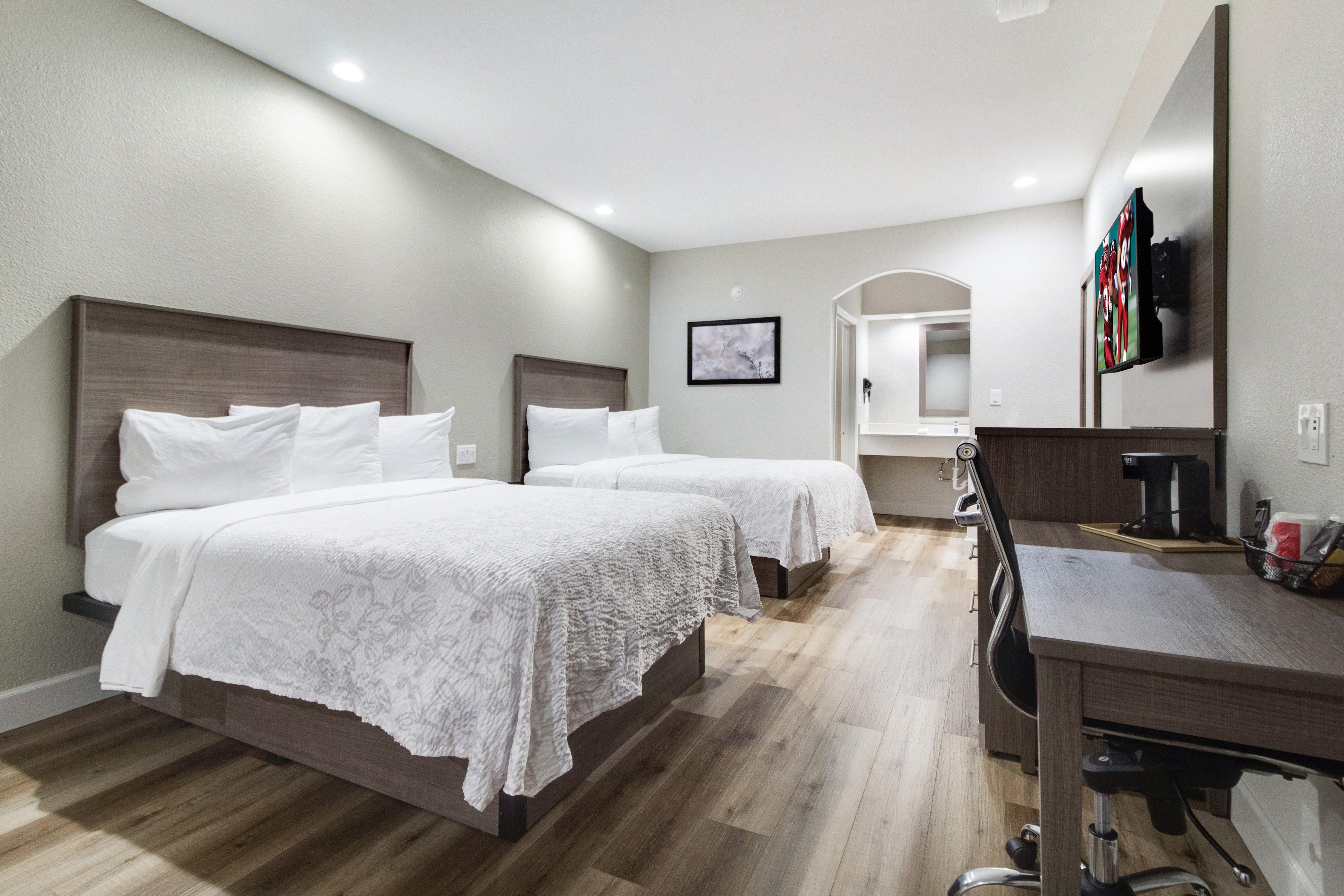 Red Roof Inn Plus + Galveston - Beachfront Екстер'єр фото